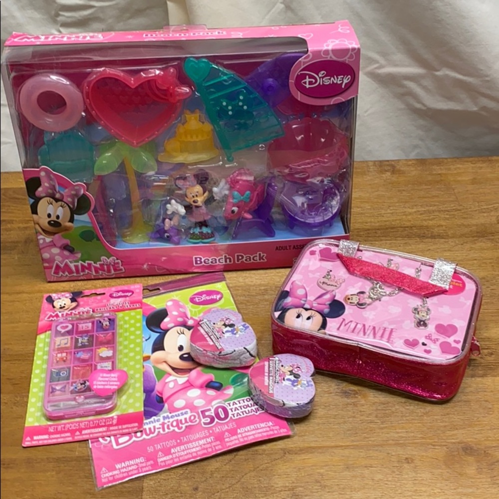 Minnie Mouse bundle